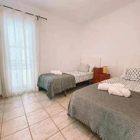 - Casa Yairan Nyaraló Pasito Blanco